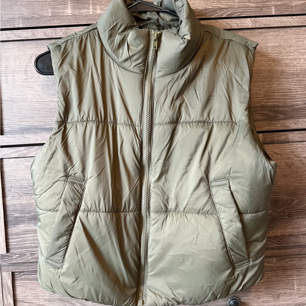Francesca's Collections Olive Quilted Vest
